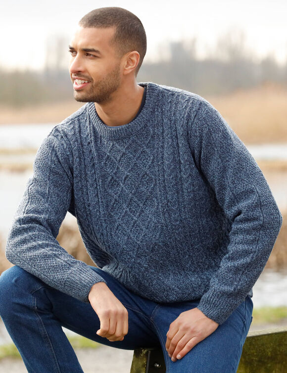 Kabeltrui met ronde hals (gespikkeld blauw) Kabeltrui met ronde hals (gespikkeld blauw)